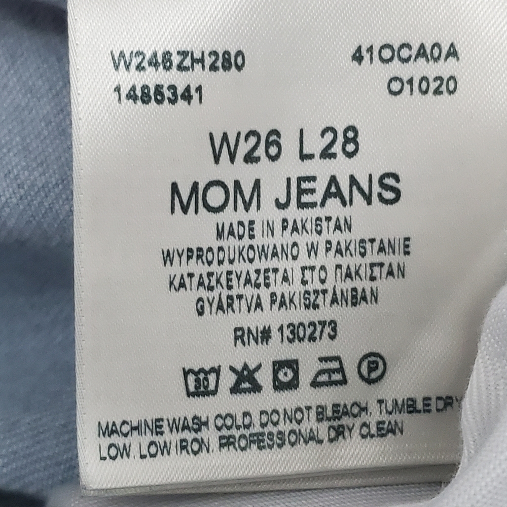 Wrangler Womens Mom Jeans Light Wash High Rise Cropped Size 26x28 - Picture 10 of 11